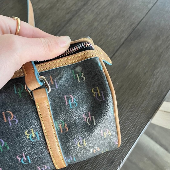 DOONEY AND BOURKE - vintage barrel bag - Picture 9 of 10